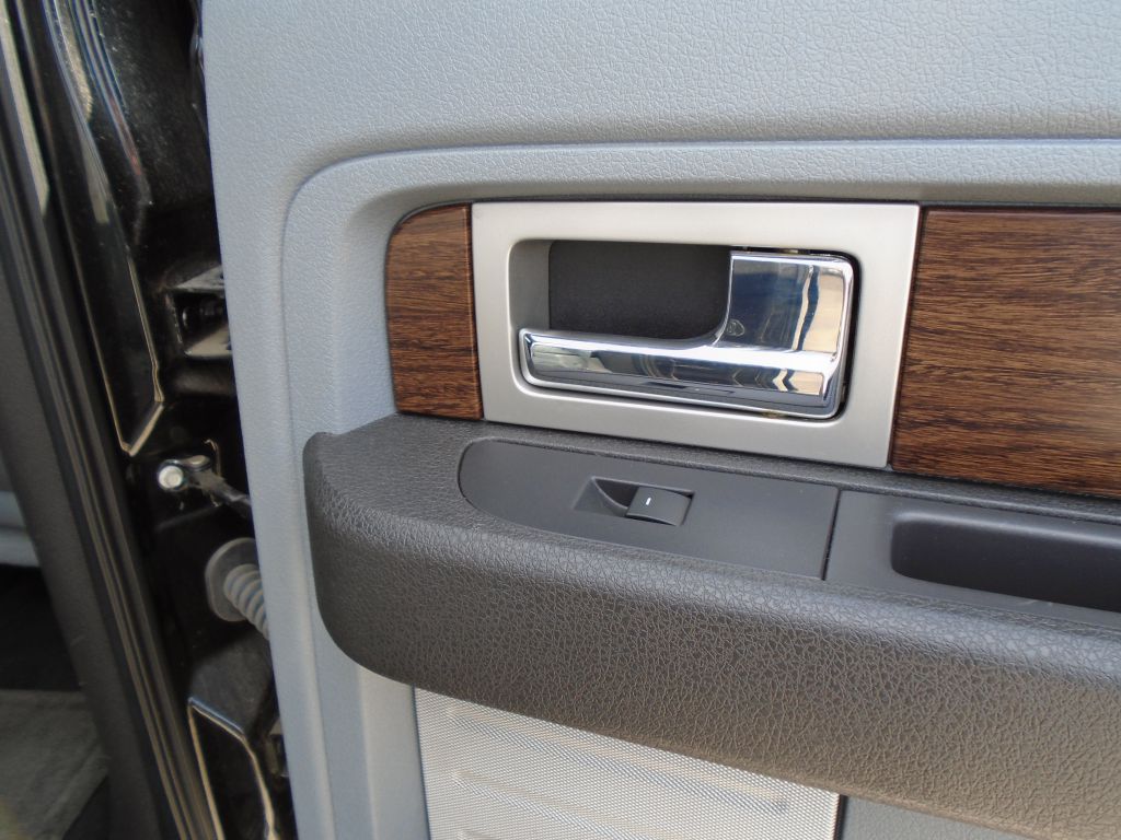 Photo 43 of this FORD F150