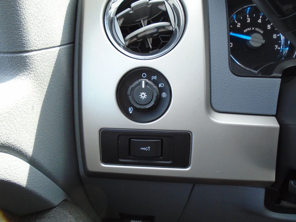 Photo 51 of this FORD F150