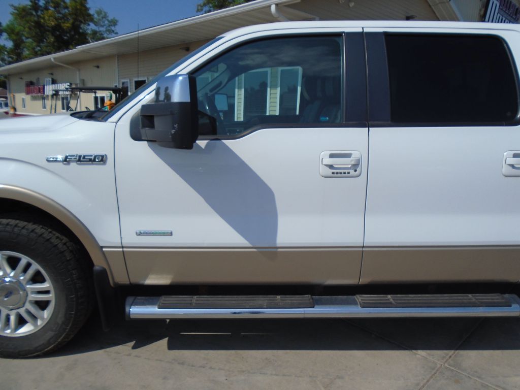 Photo 3 of this FORD F150