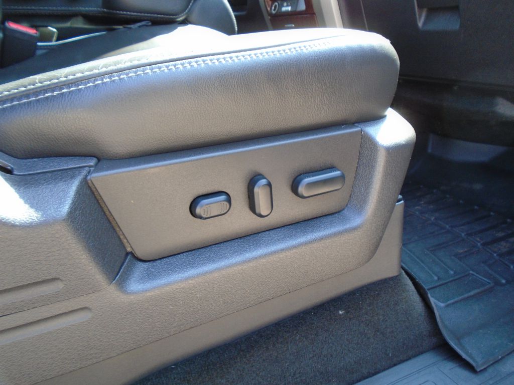 Photo 35 of this FORD F150
