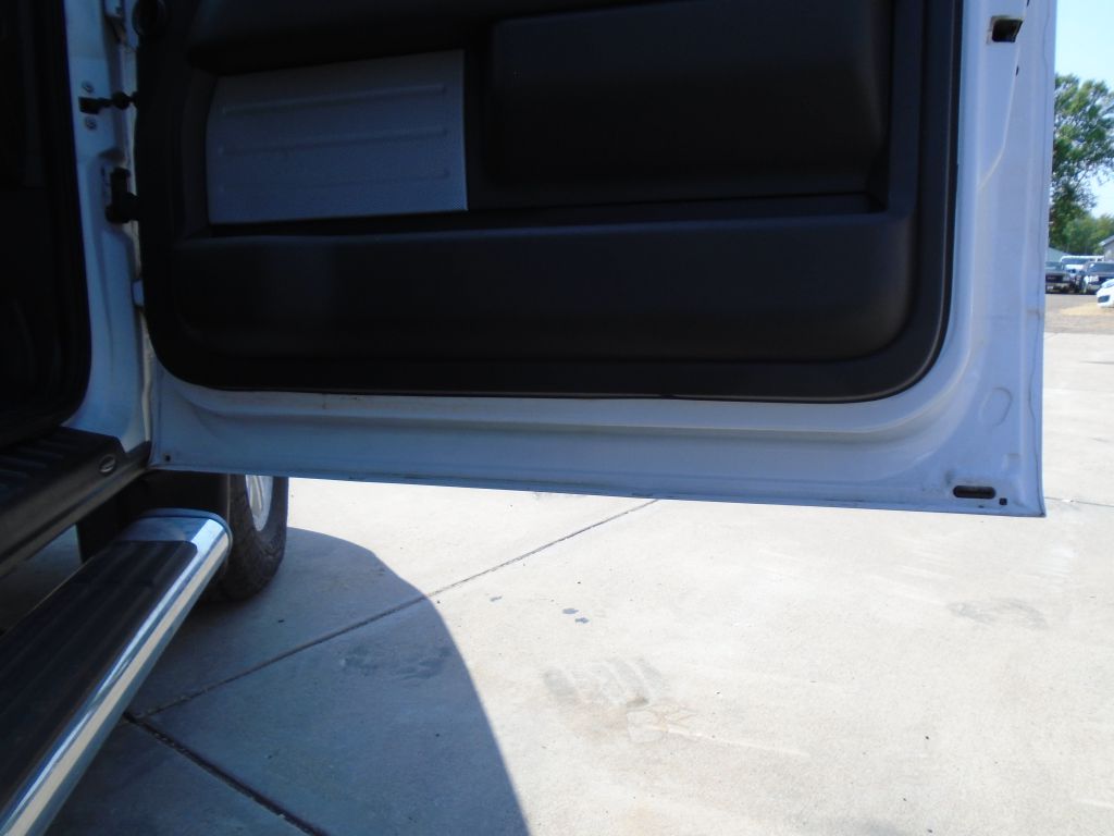 Photo 40 of this FORD F150