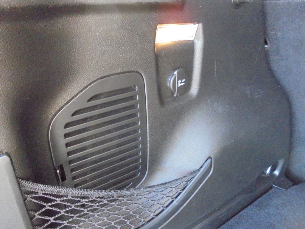 Photo 12 of this JEEP RENEGADE
