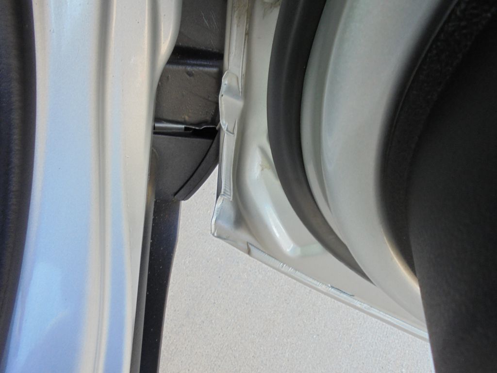Photo 32 of this JEEP RENEGADE
