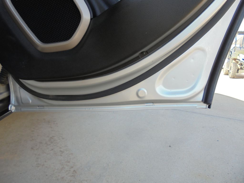 Photo 40 of this JEEP RENEGADE