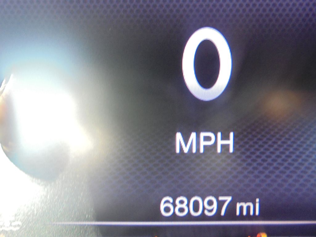 Photo 45 of this JEEP RENEGADE