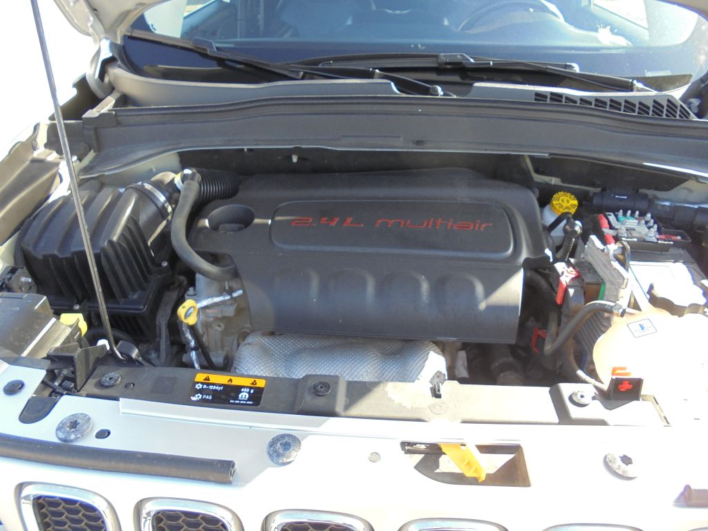 Photo 56 of this JEEP RENEGADE