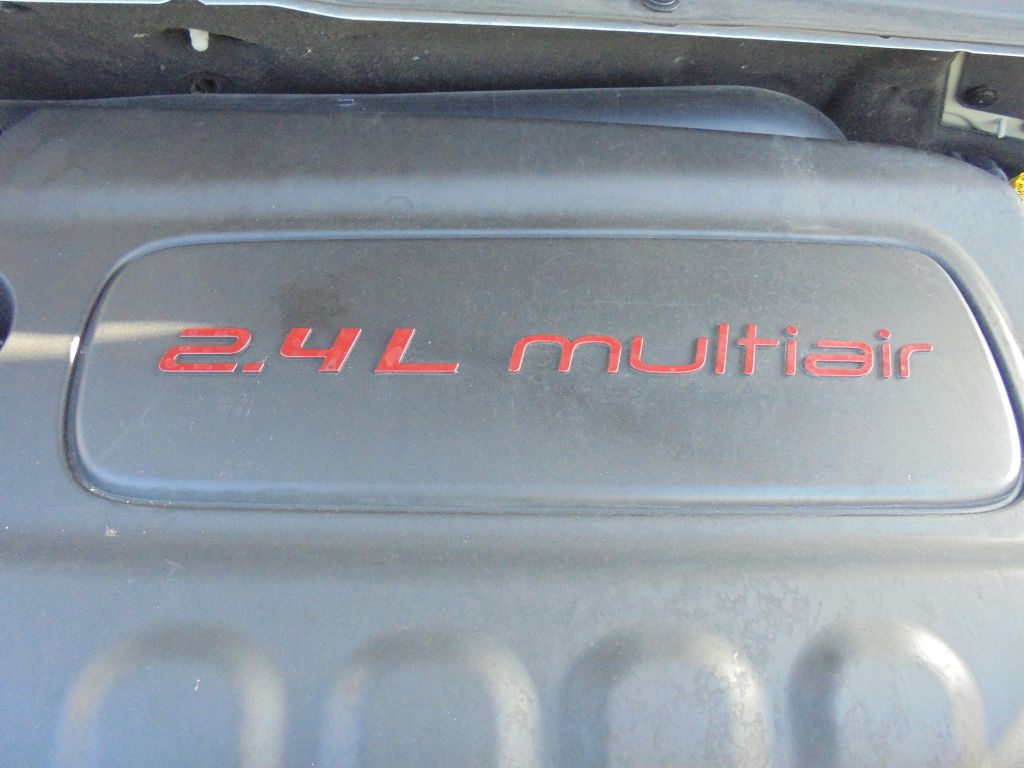 Photo 57 of this JEEP RENEGADE