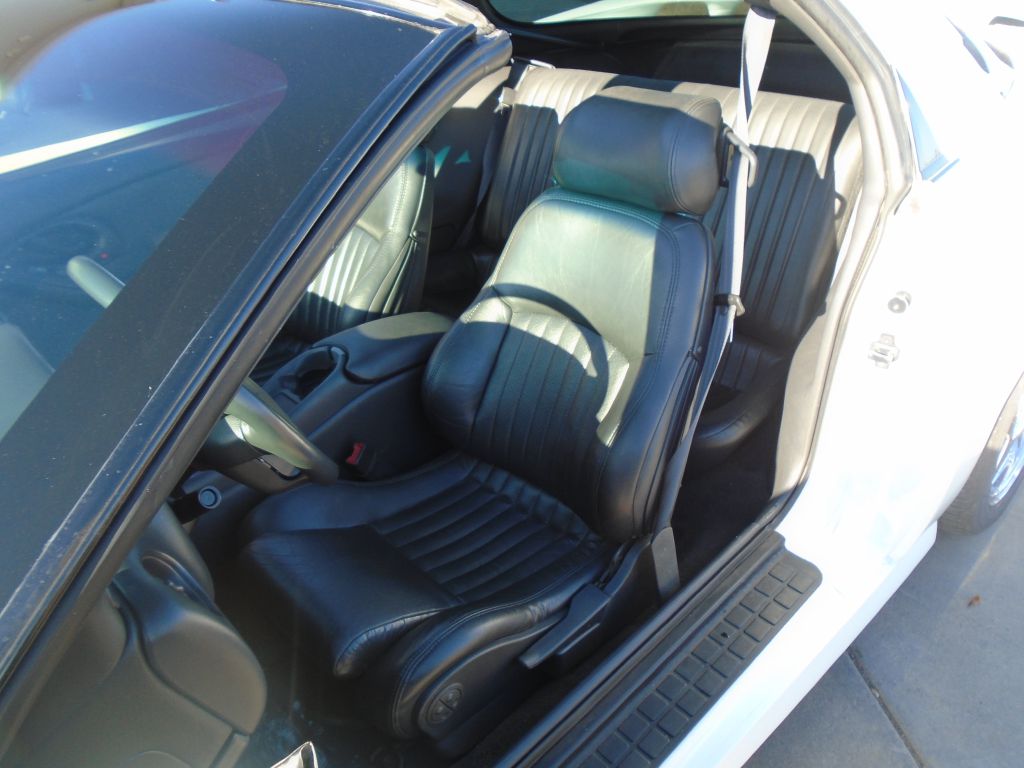 Photo 9 of this PONTIAC FIREBIRD