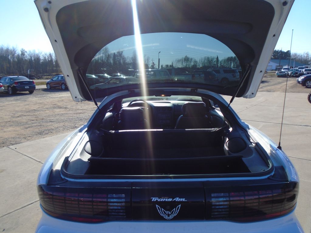 Photo 23 of this PONTIAC FIREBIRD
