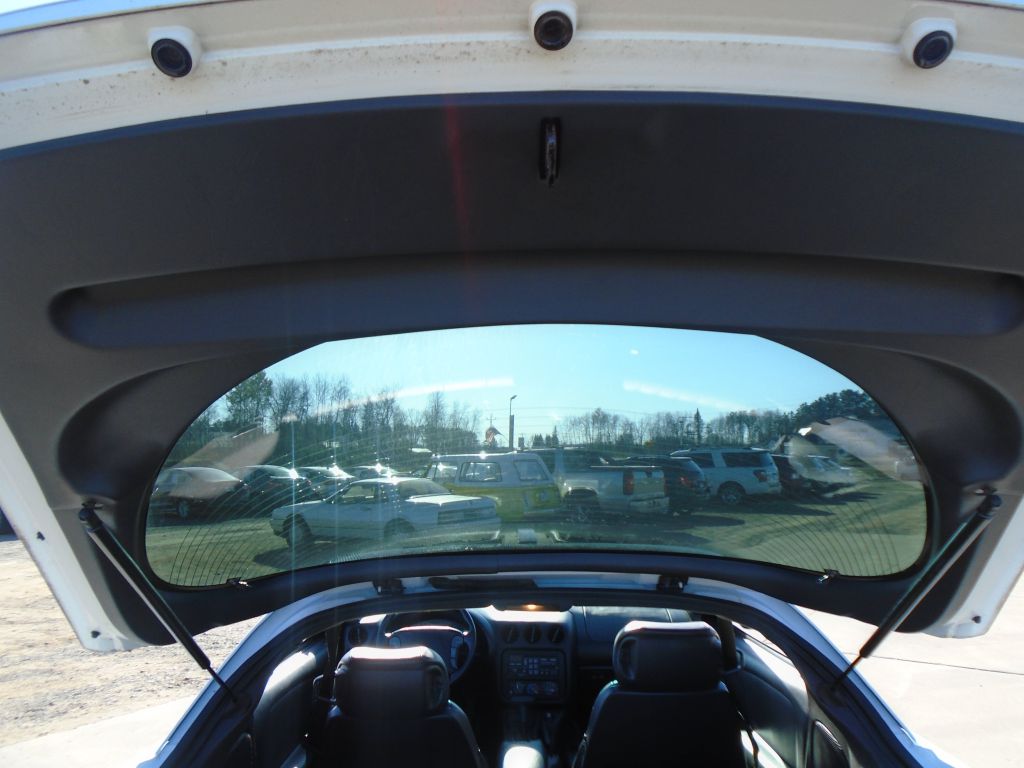 Photo 26 of this PONTIAC FIREBIRD
