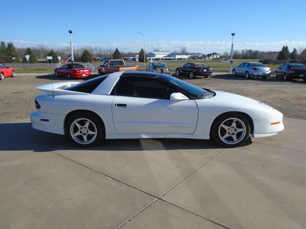 Photo 40 of this PONTIAC FIREBIRD