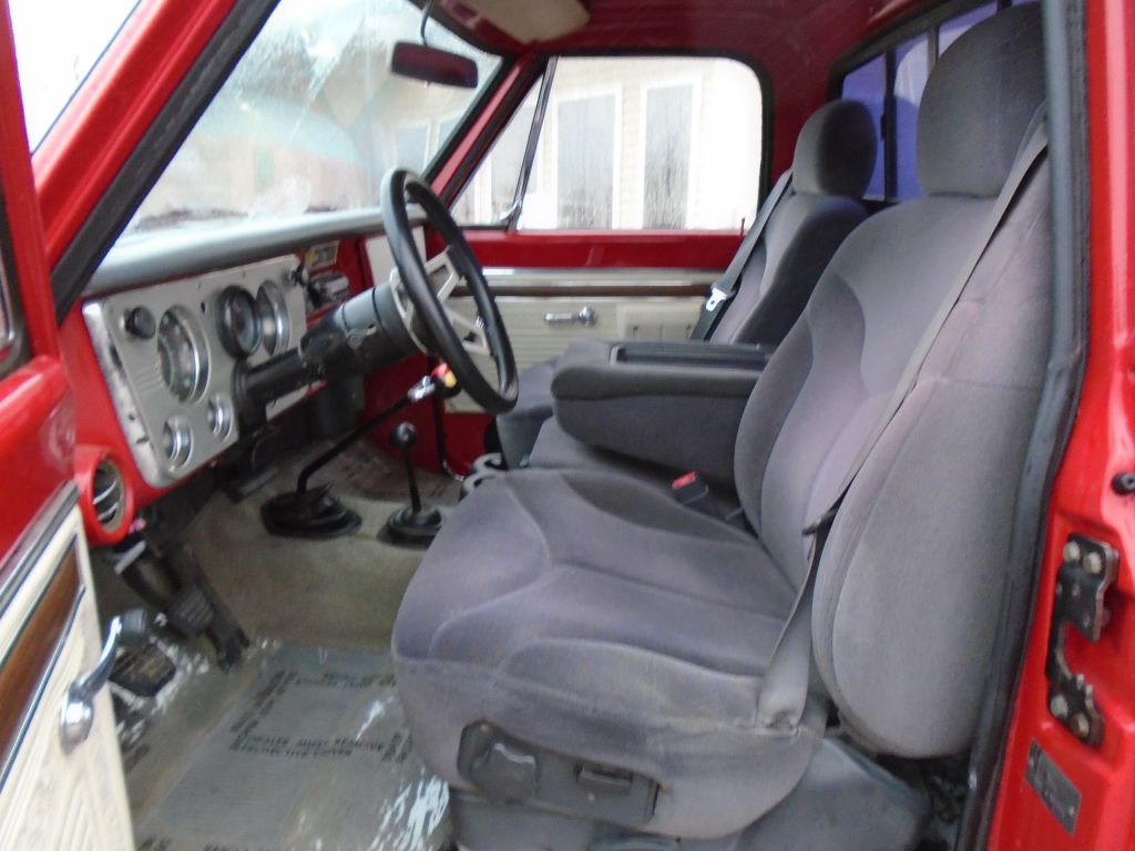 Photo 19 of this CHEVROLET K20