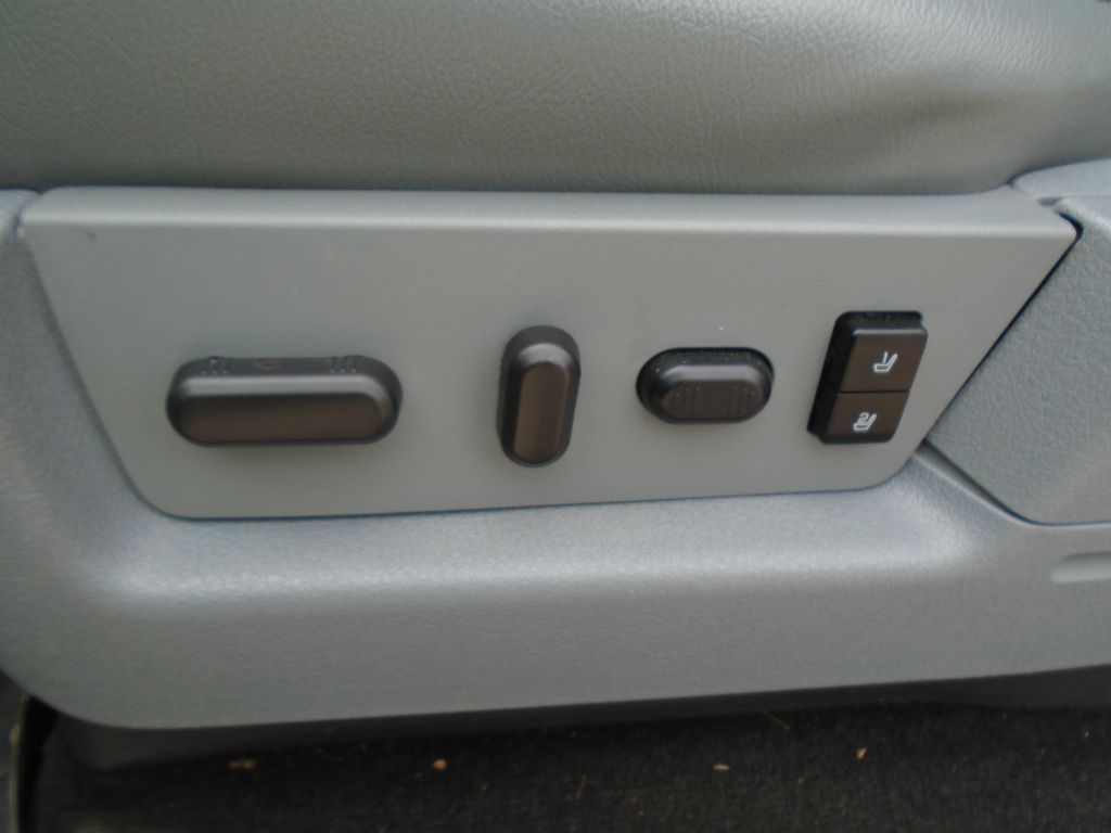 Photo 15 of this FORD F150