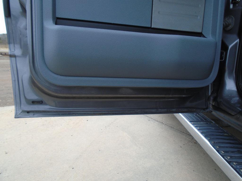 Photo 30 of this FORD F150