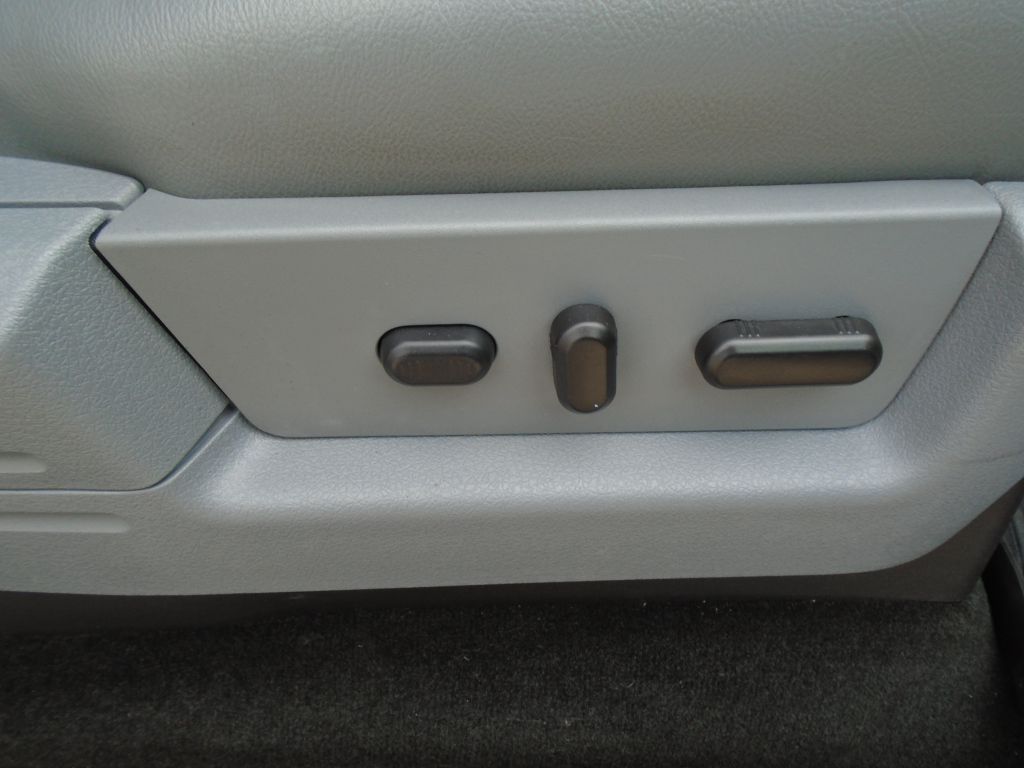 Photo 32 of this FORD F150