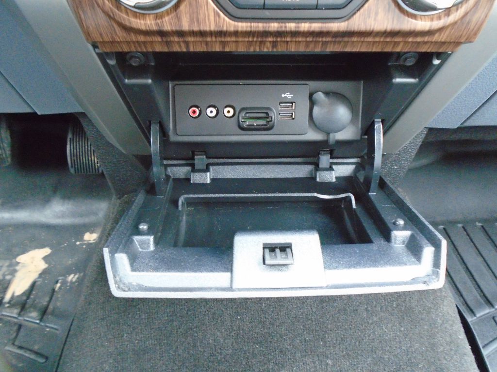 Photo 50 of this FORD F150