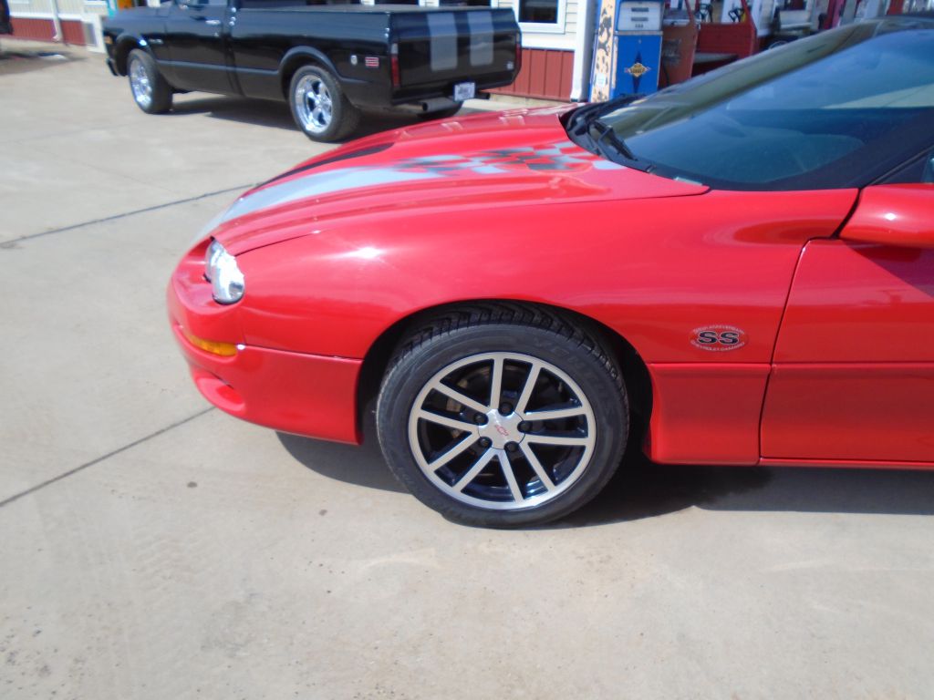 Photo 2 of this CHEVROLET CAMARO SS