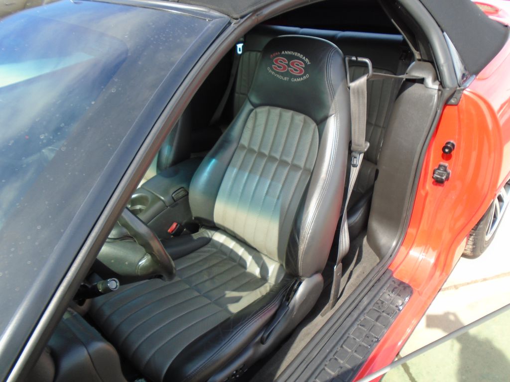 Photo 23 of this CHEVROLET CAMARO SS