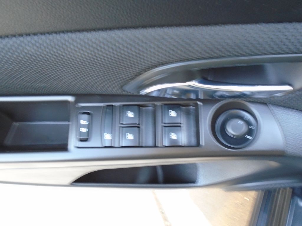 Photo 15 of this CHEVROLET CRUZE