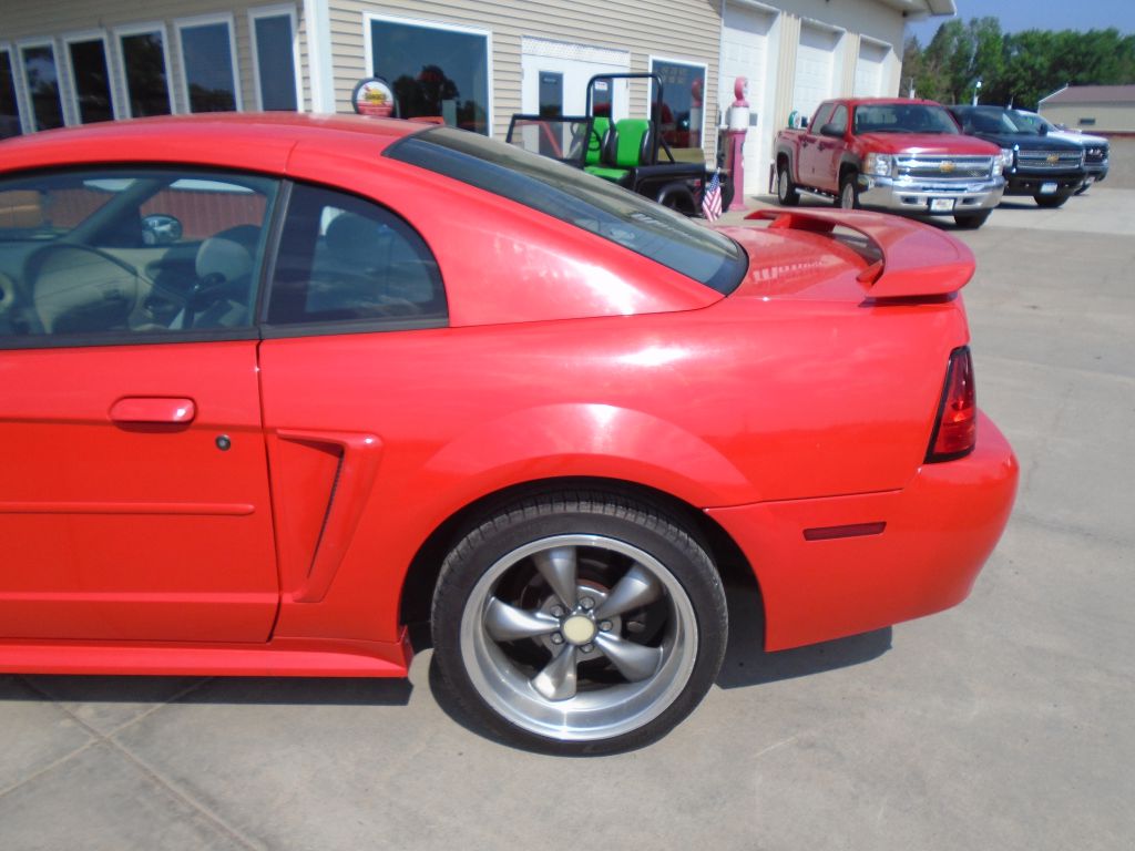 Photo 4 of this FORD MUSTANG