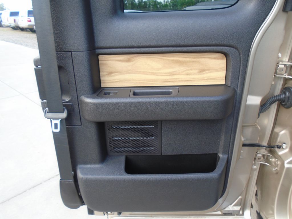 Photo 38 of this FORD F150