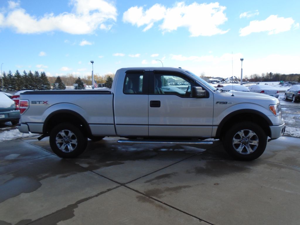 Photo 9 of this FORD F150
