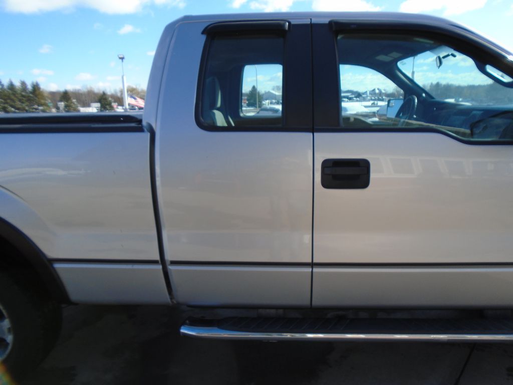 Photo 12 of this FORD F150