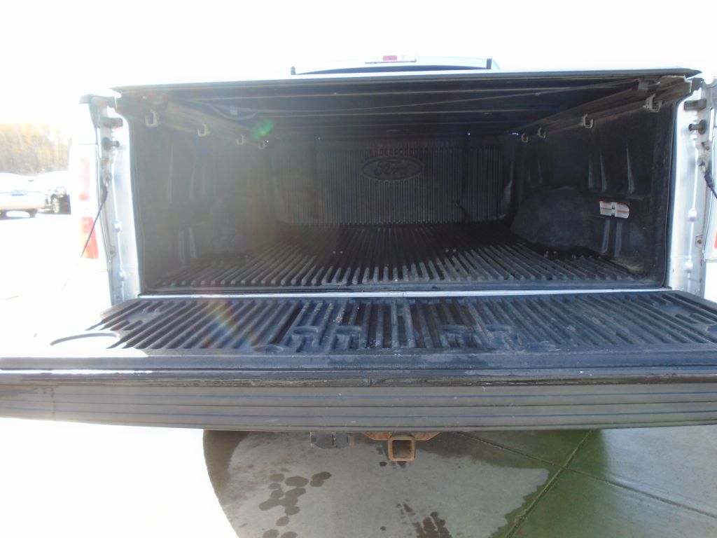Photo 15 of this FORD F150