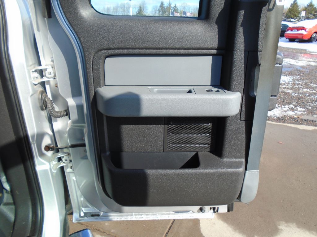 Photo 24 of this FORD F150