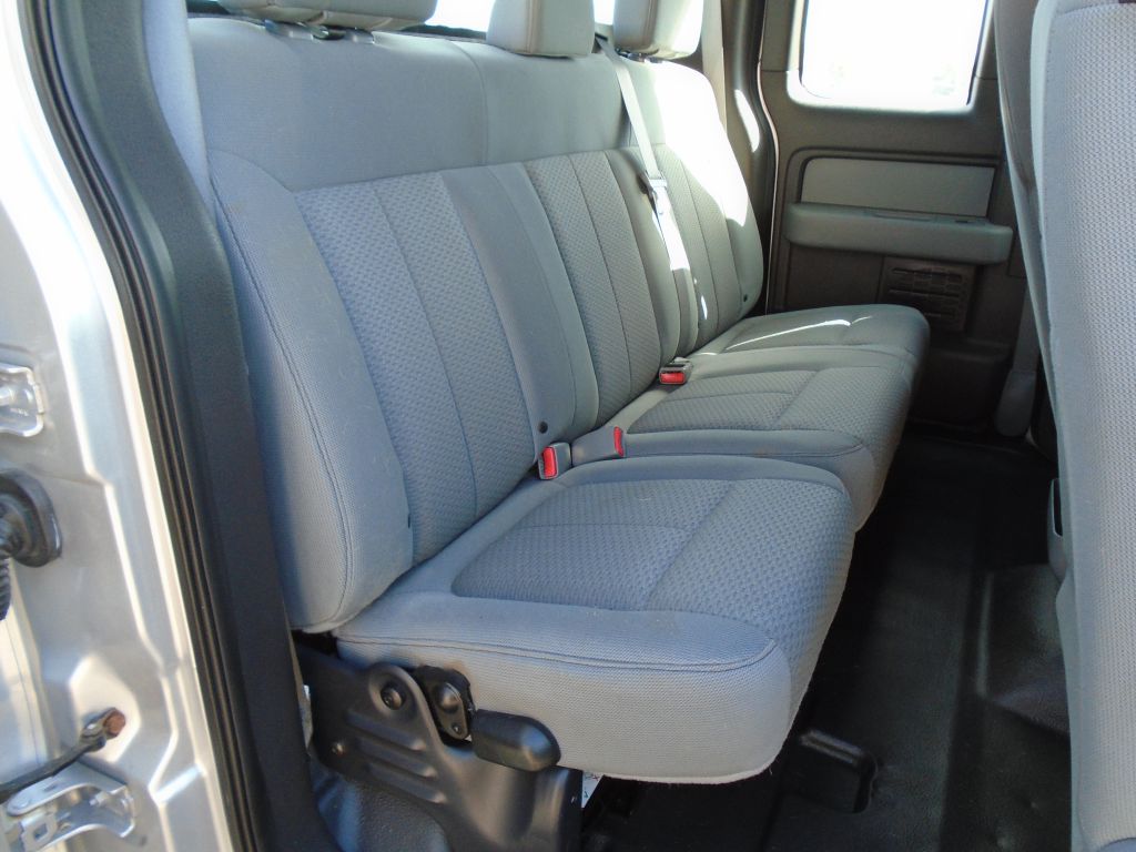 Photo 37 of this FORD F150