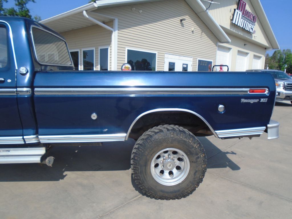Photo 4 of this FORD F250