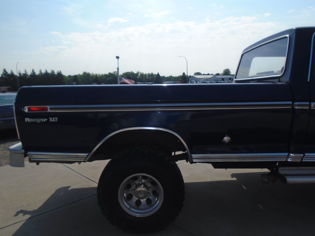 Photo 12 of this FORD F250