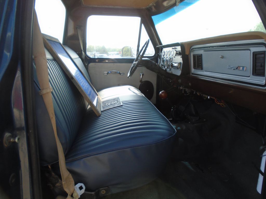 Photo 22 of this FORD F250