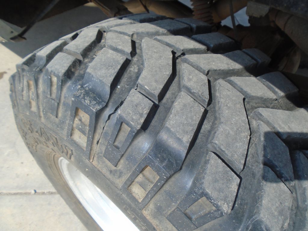 Photo 40 of this FORD F250