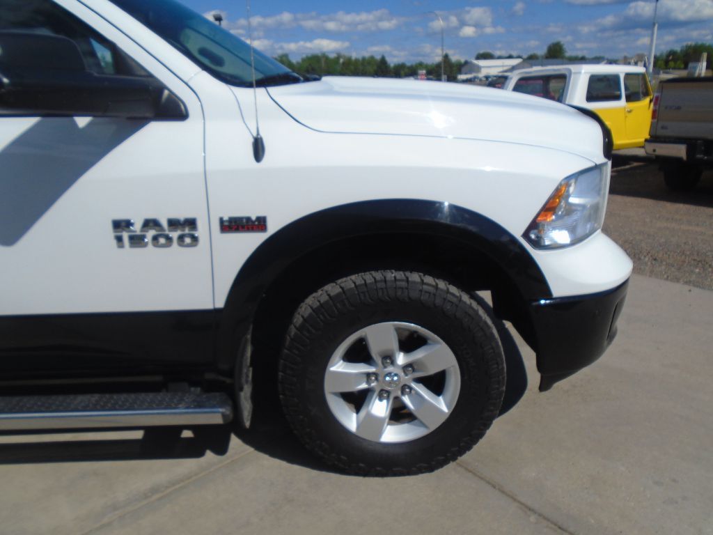 Photo 10 of this RAM 1500 SLT