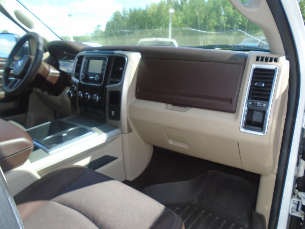 Photo 34 of this RAM 1500 SLT