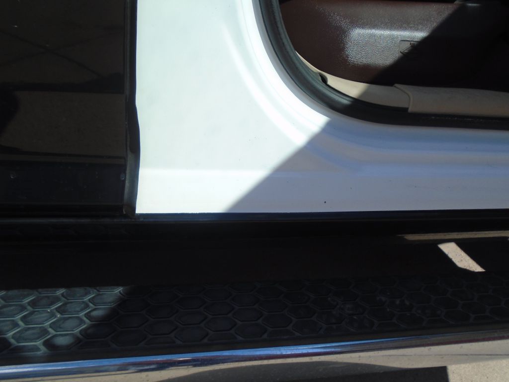 Photo 39 of this RAM 1500 SLT