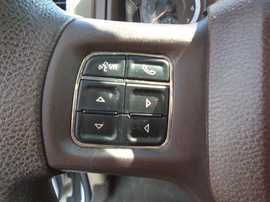 Photo 48 of this RAM 1500 SLT