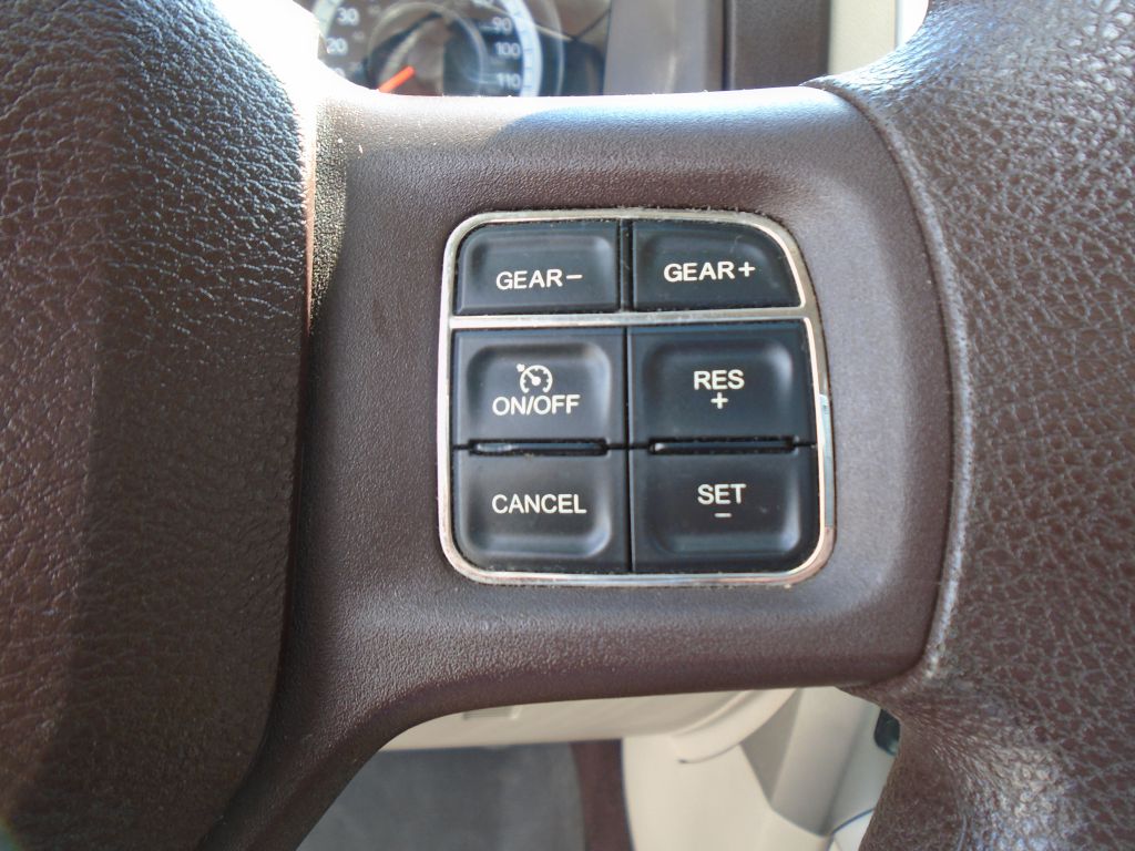 Photo 49 of this RAM 1500 SLT