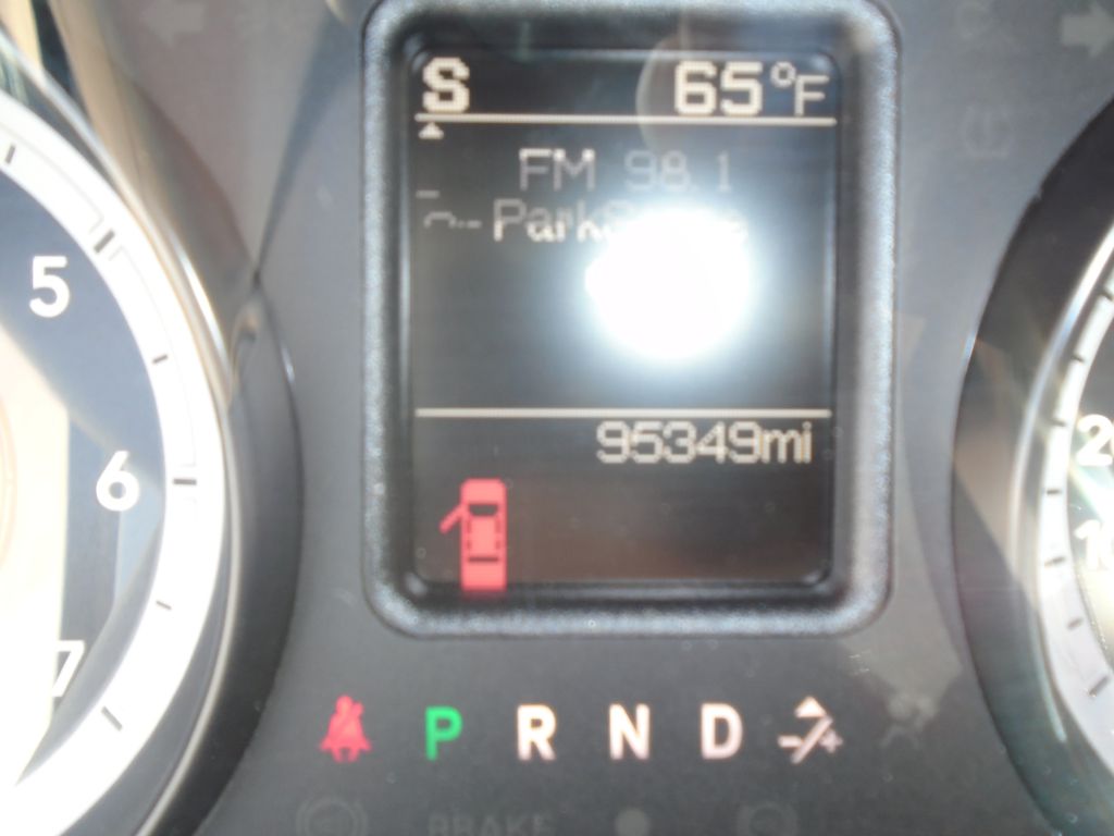 Photo 51 of this RAM 1500 SLT