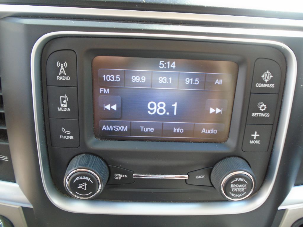 Photo 52 of this RAM 1500 SLT