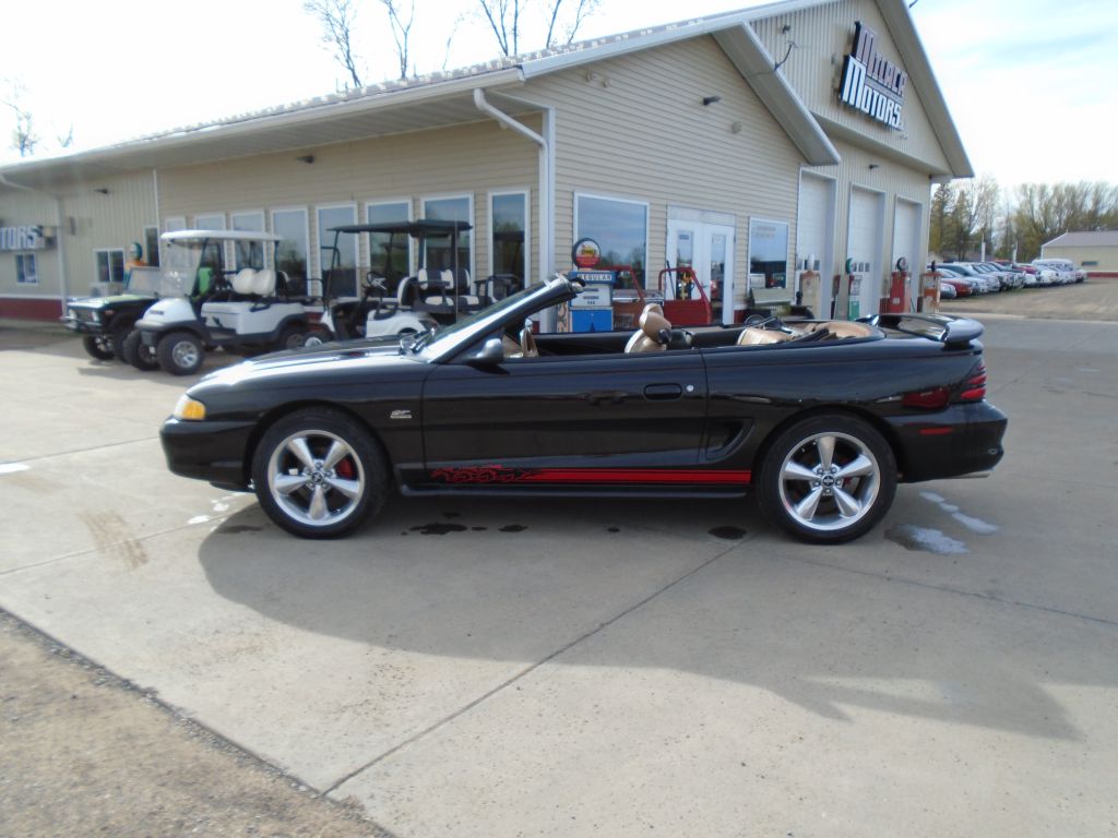 Photo 9 of this FORD MUSTANG