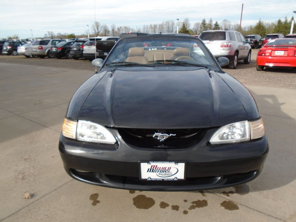 Photo 13 of this FORD MUSTANG