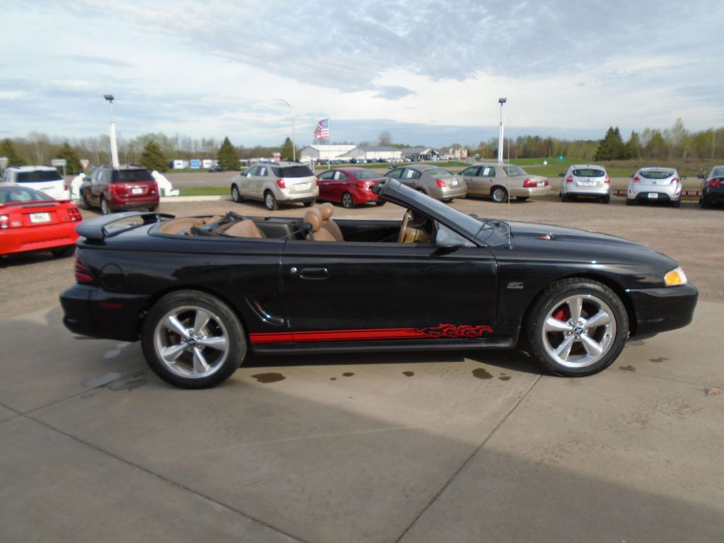 Photo 14 of this FORD MUSTANG
