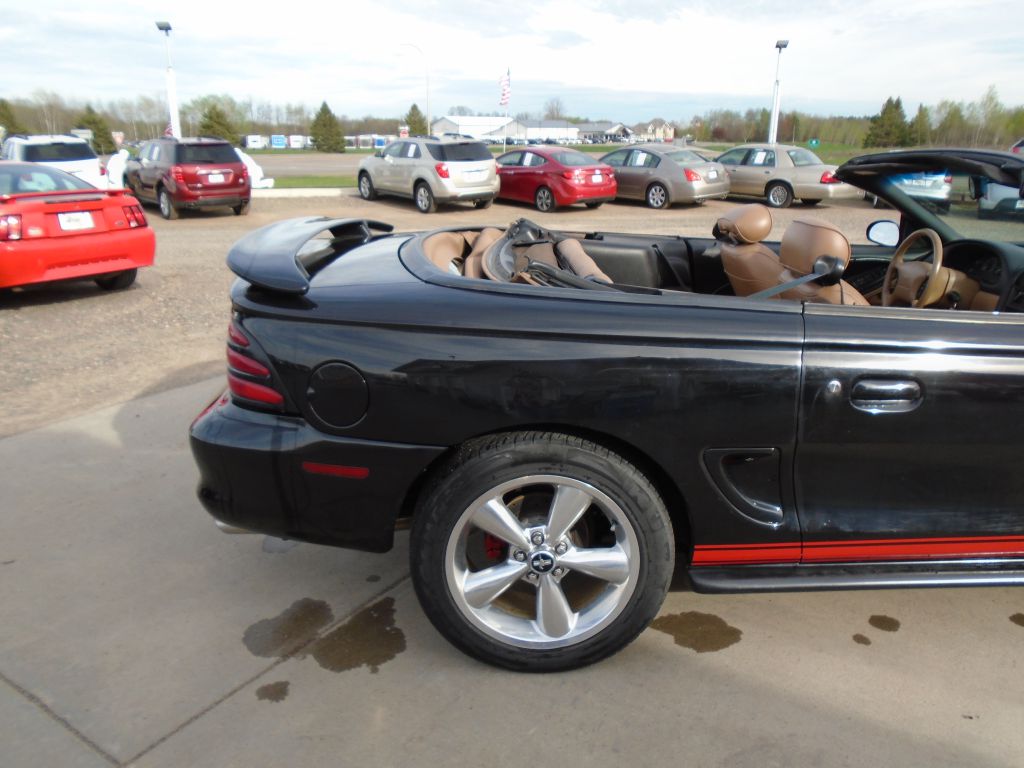 Photo 17 of this FORD MUSTANG