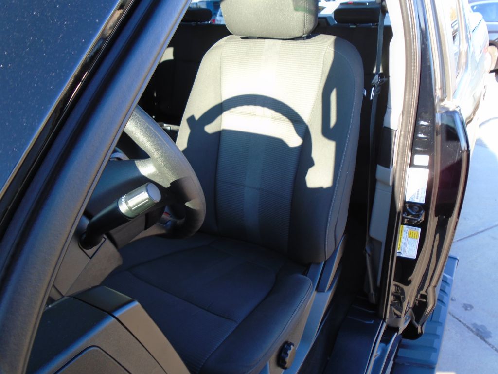 Photo 19 of this FORD F150