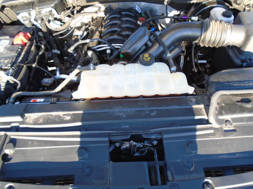 Photo 57 of this FORD F150
