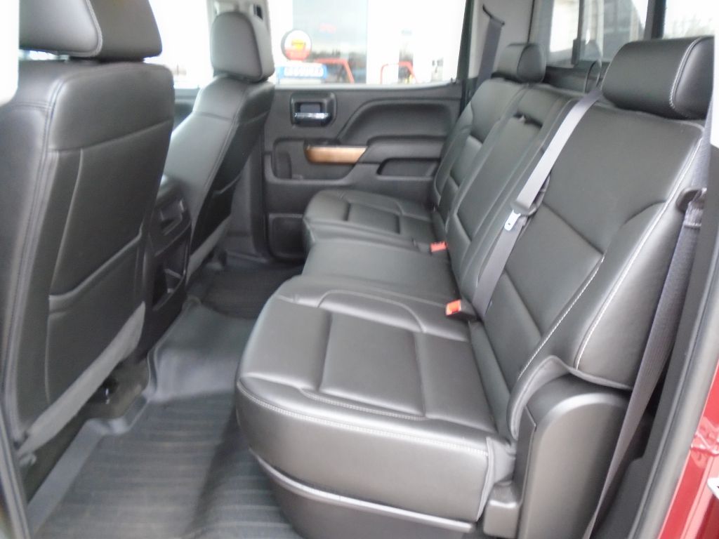 Photo 32 of this CHEVROLET SILVERADO 1500