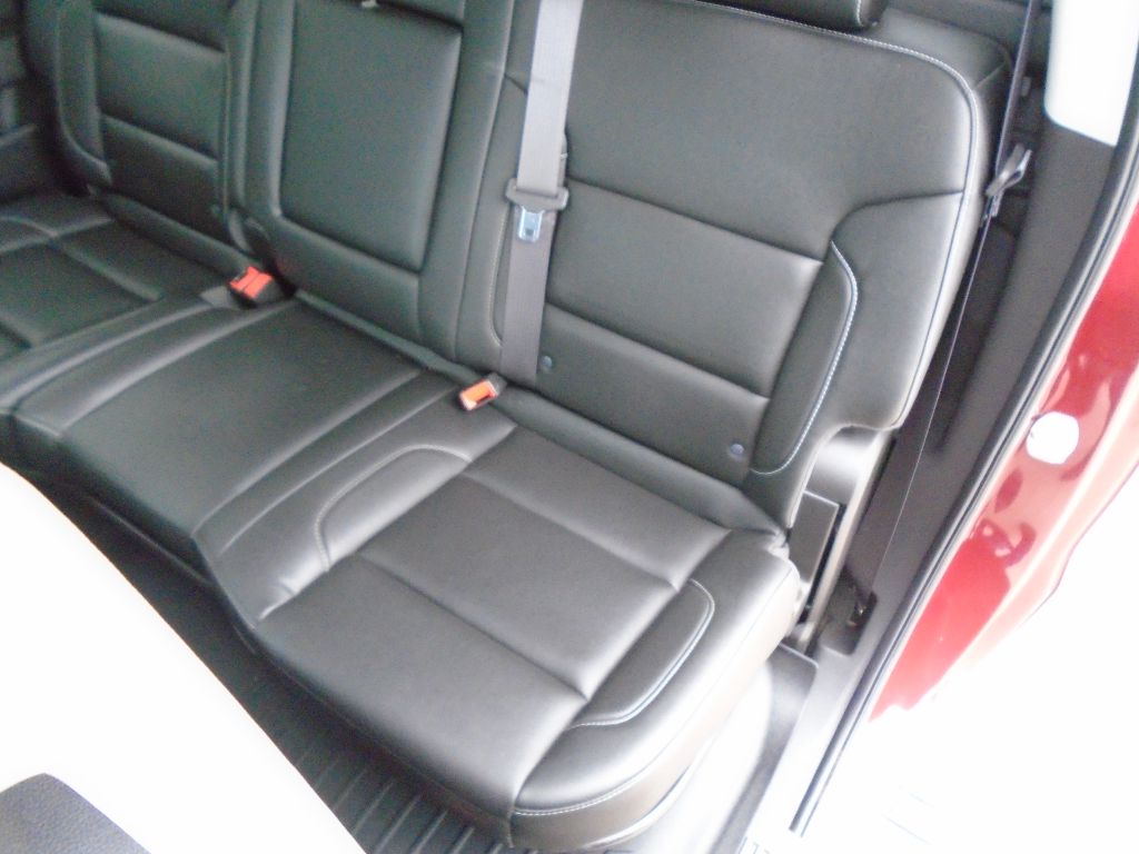 Photo 37 of this CHEVROLET SILVERADO 1500