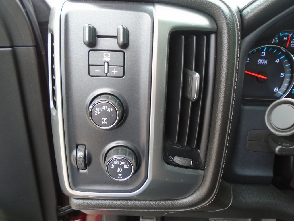Photo 62 of this CHEVROLET SILVERADO 1500